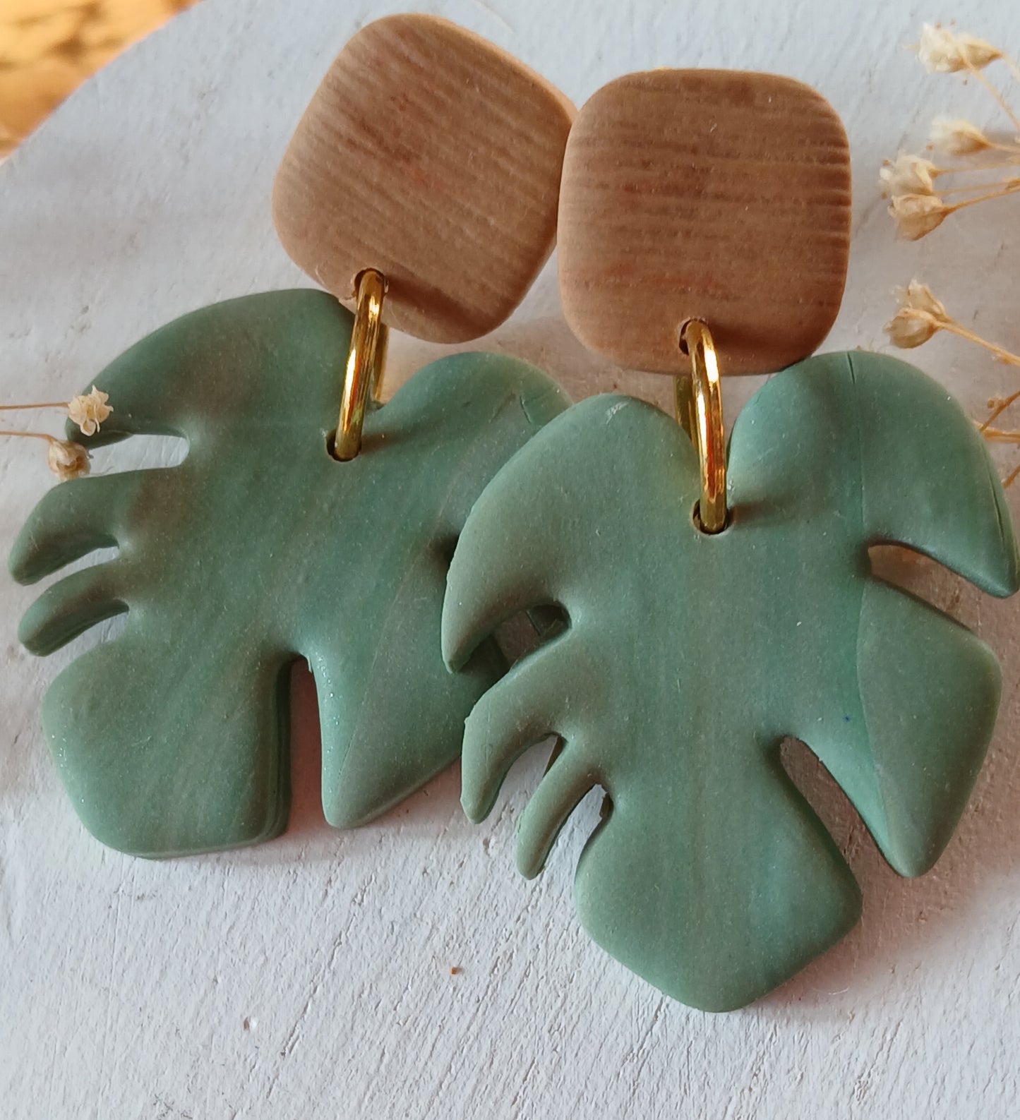 Warm Woods Monstera Drop