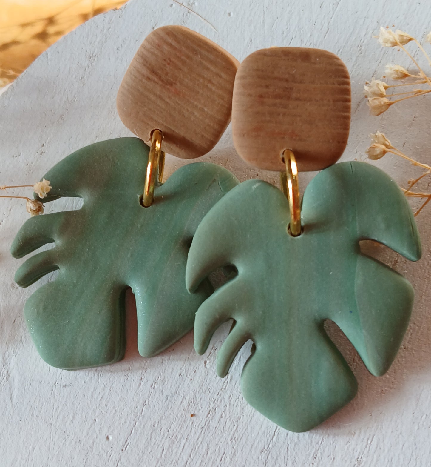 Warm Woods Monstera Drop