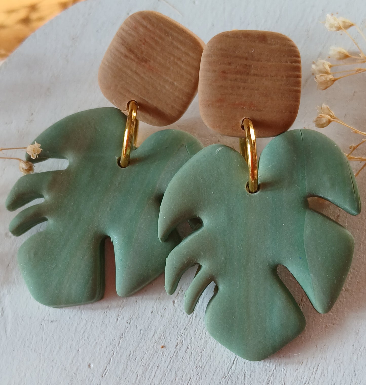 Warm Woods Monstera Drop